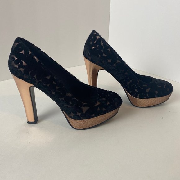 Call It Spring Women's Black Faux Suede Rose Gold Heels Size 6 - Picture 1 of 7
